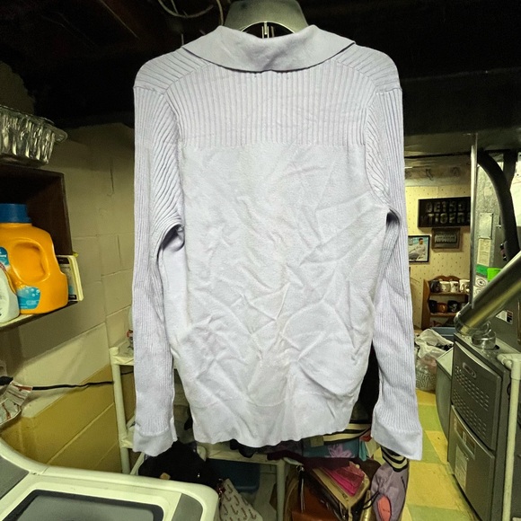 Banana Republic Lavender Tops Size Large NWT - Picture 2 of 8